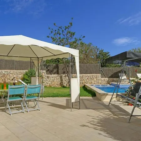 Sleeps 6 Pool Air Con Wifi *